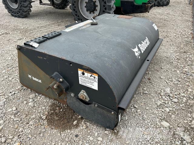 Bobcat  Zametací stroje