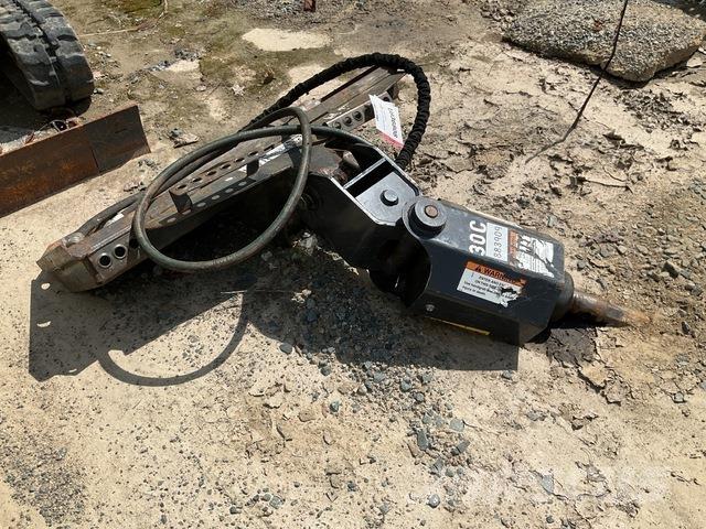 Bobcat 30C Vrtací stroje