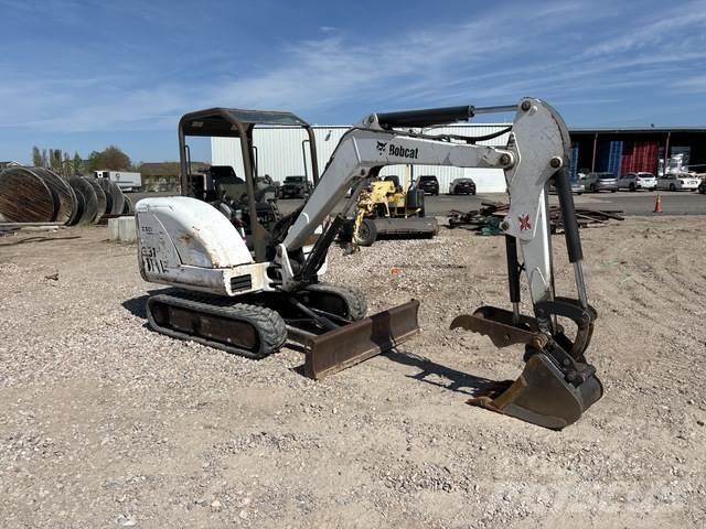 Bobcat 331 Pásová rýpadla