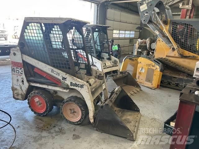 Bobcat 463 Smykem řízené nakladače