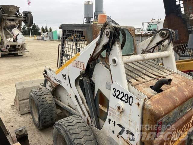 Bobcat 873 Smykem řízené nakladače