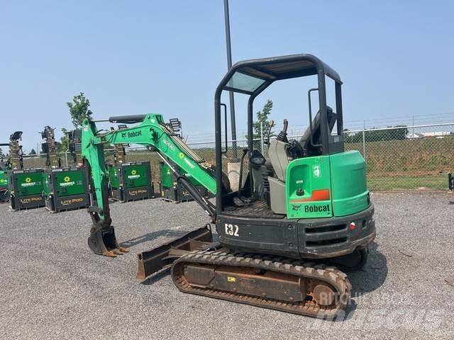 Bobcat E32 Pásová rýpadla