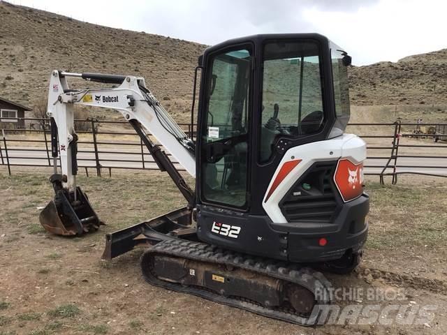 Bobcat E32i Pásová rýpadla