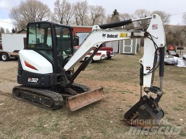 Bobcat E32i Pásová rýpadla