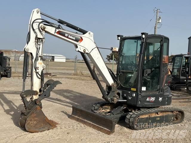 Bobcat E35 Pásová rýpadla