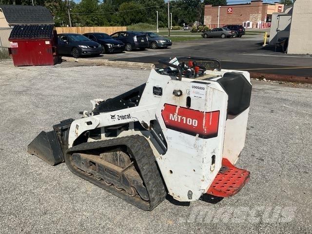 Bobcat MT100 Smykem řízené nakladače