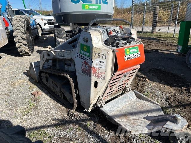 Bobcat MT55 Smykem řízené nakladače