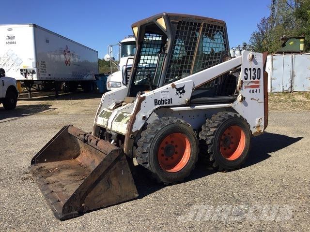 Bobcat S130 Smykem řízené nakladače