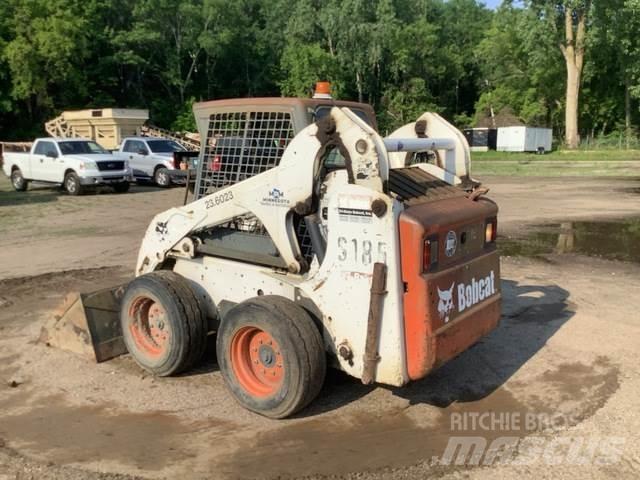 Bobcat S185 Smykem řízené nakladače