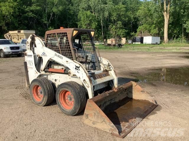 Bobcat S185 Smykem řízené nakladače