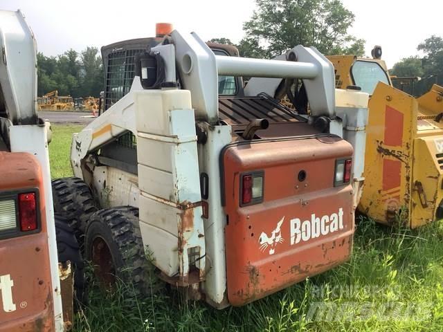 Bobcat S250 Smykem řízené nakladače
