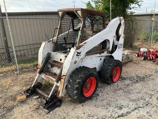 Bobcat S250 Smykem řízené nakladače