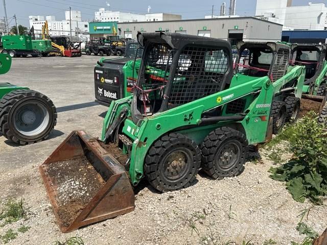 Bobcat S450 Smykem řízené nakladače