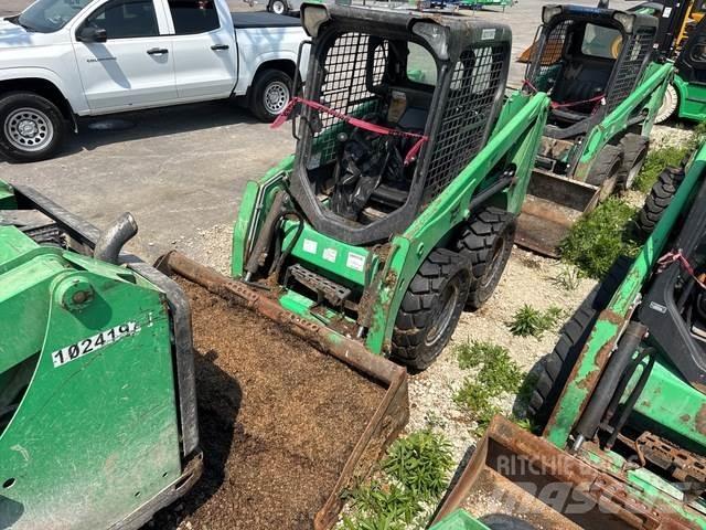 Bobcat S450 Smykem řízené nakladače