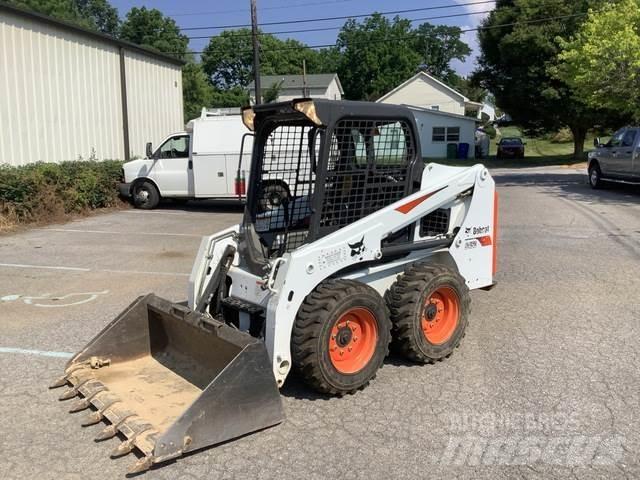 Bobcat S450 Smykem řízené nakladače