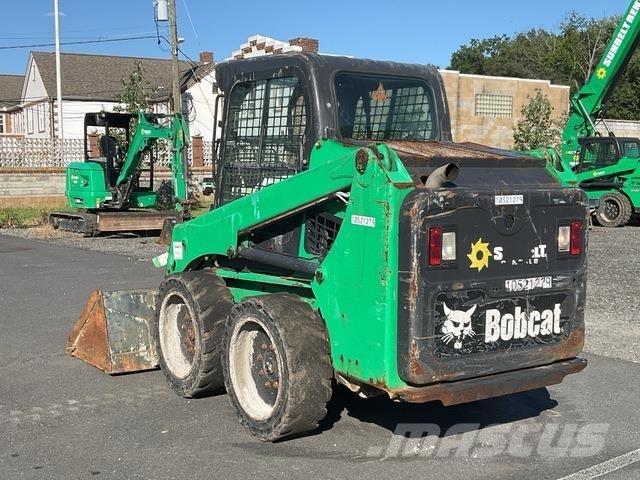 Bobcat S450 Smykem řízené nakladače