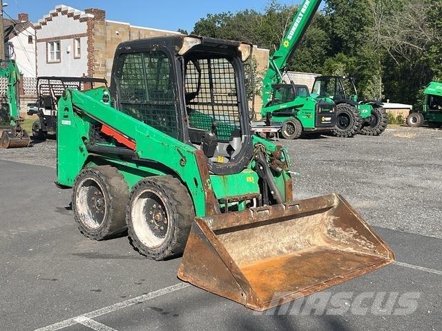 Bobcat S450 Smykem řízené nakladače