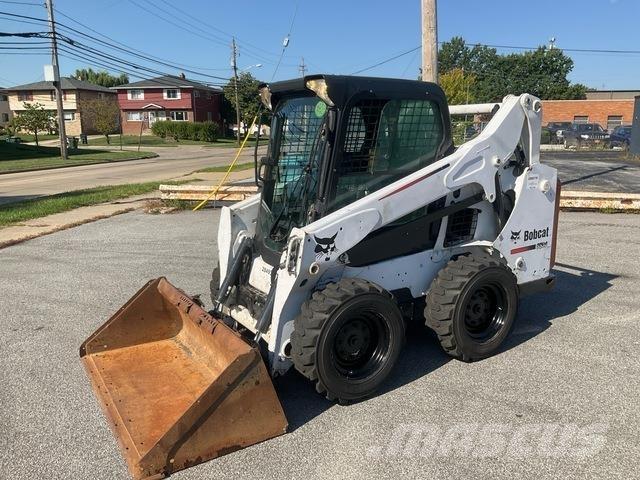 Bobcat S530 Smykem řízené nakladače