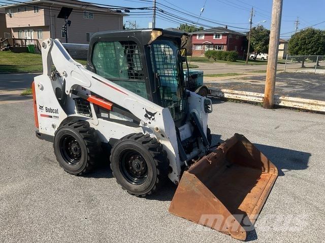 Bobcat S530 Smykem řízené nakladače