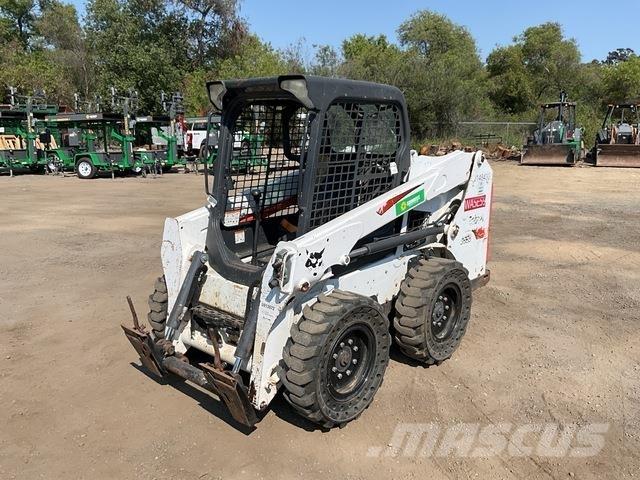 Bobcat S550 Smykem řízené nakladače