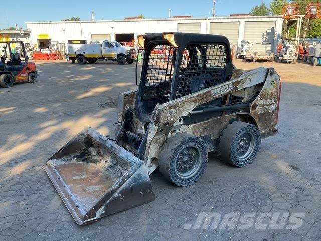 Bobcat S550 Smykem řízené nakladače