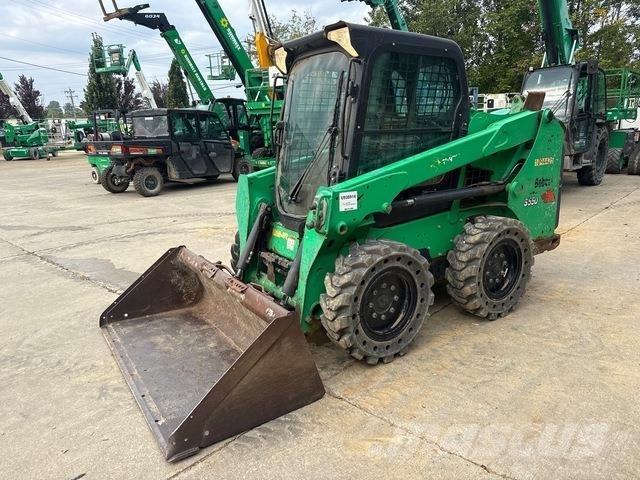 Bobcat S550 Smykem řízené nakladače