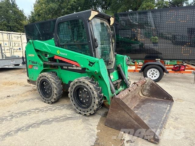 Bobcat S550 Smykem řízené nakladače