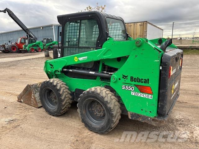 Bobcat S550 Smykem řízené nakladače