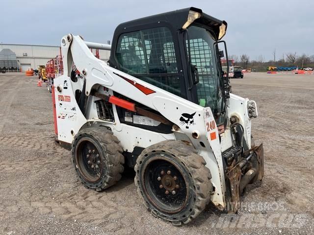 Bobcat S570 Smykem řízené nakladače