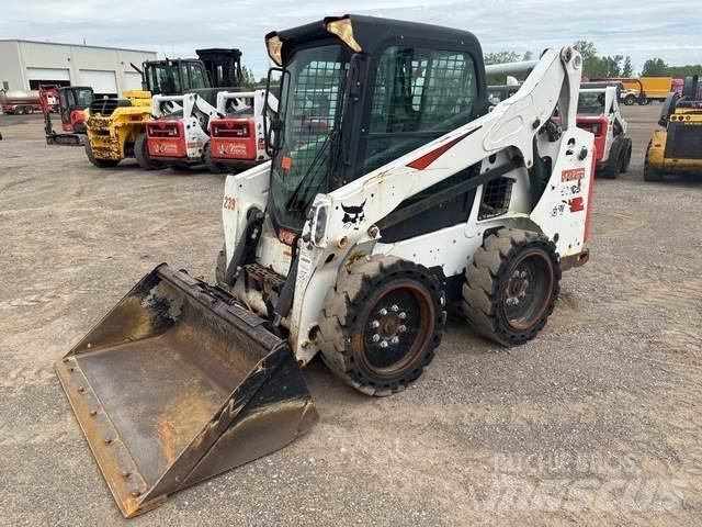 Bobcat S570 Smykem řízené nakladače