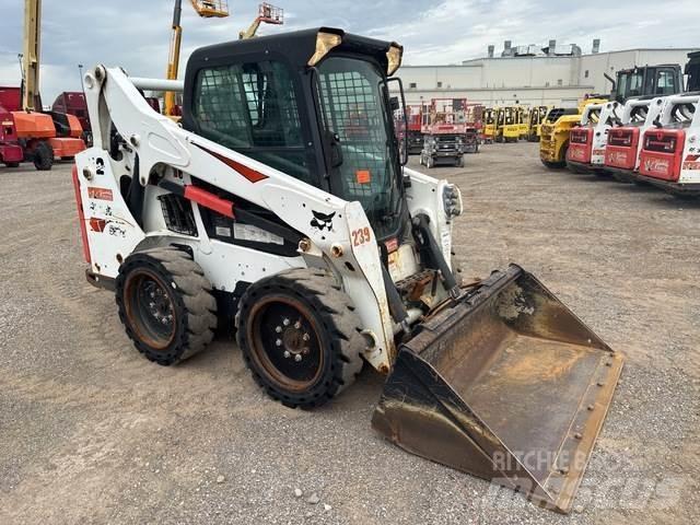 Bobcat S570 Smykem řízené nakladače