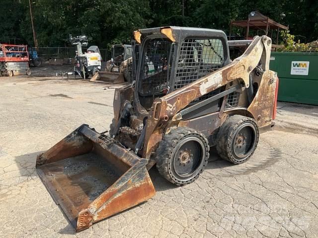 Bobcat S570 Smykem řízené nakladače