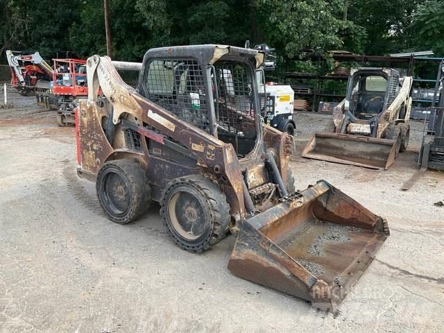 Bobcat S570 Smykem řízené nakladače