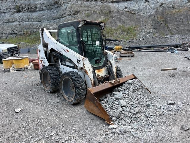 Bobcat S570 Smykem řízené nakladače