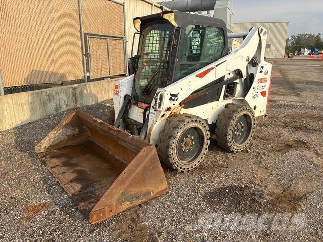 Bobcat S570 Smykem řízené nakladače