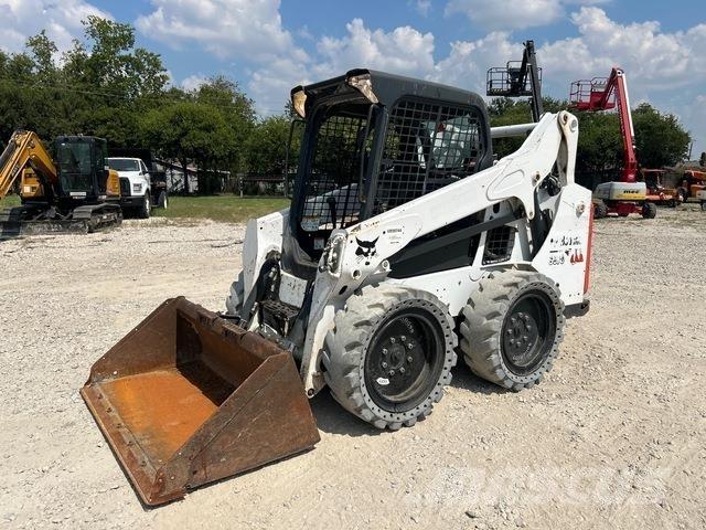 Bobcat S570 Smykem řízené nakladače