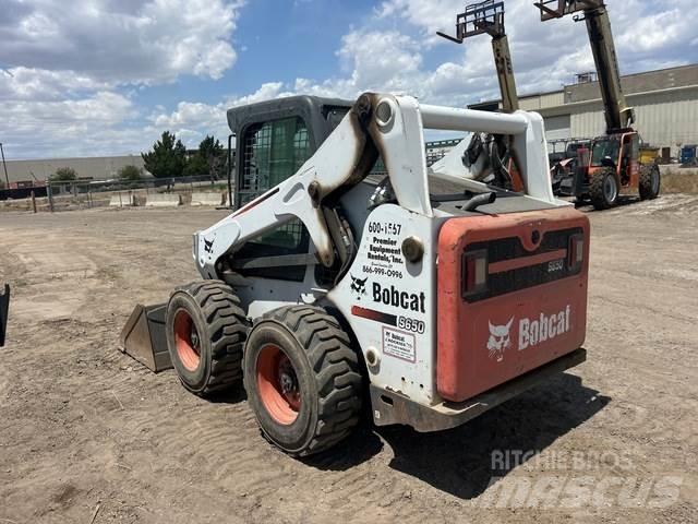 Bobcat S650 Smykem řízené nakladače