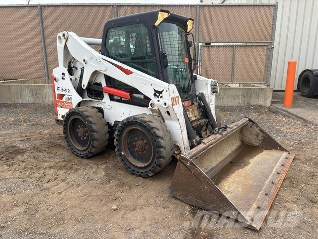 Bobcat S650 Smykem řízené nakladače