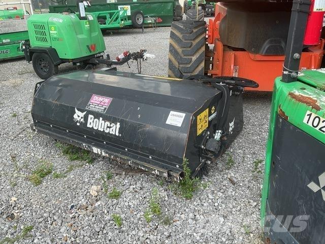 Bobcat SWB72 Zametací stroje