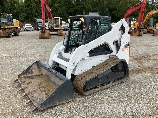 Bobcat T190 Smykem řízené nakladače