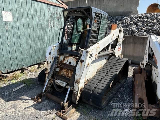 Bobcat T250 Smykem řízené nakladače
