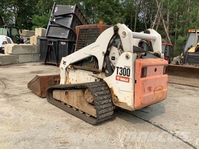 Bobcat T300 Smykem řízené nakladače