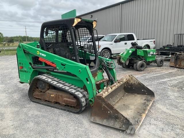 Bobcat T450 Smykem řízené nakladače