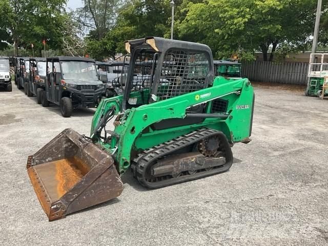 Bobcat T450 Smykem řízené nakladače