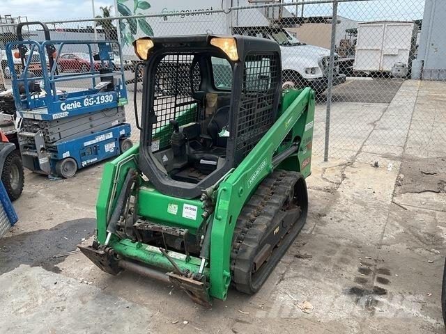 Bobcat T450 Smykem řízené nakladače