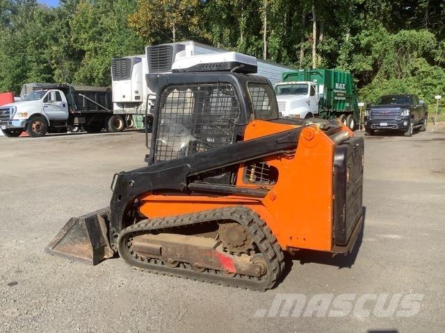 Bobcat T450 Smykem řízené nakladače
