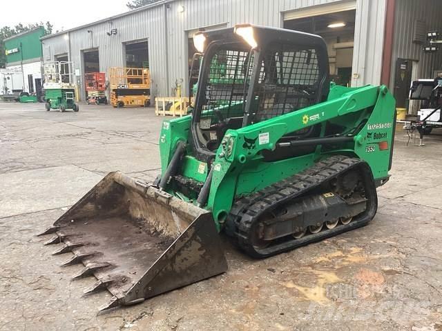 Bobcat T550 Smykem řízené nakladače
