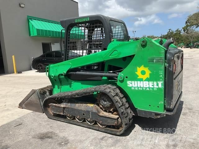 Bobcat T550 Smykem řízené nakladače