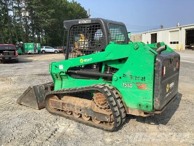 Bobcat T550 Smykem řízené nakladače