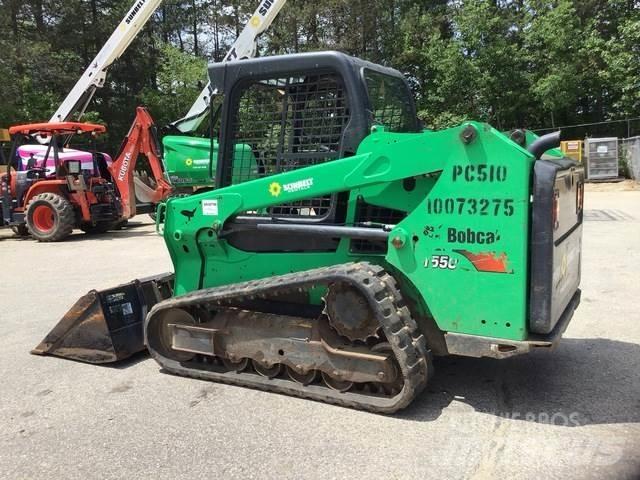 Bobcat T550 Smykem řízené nakladače